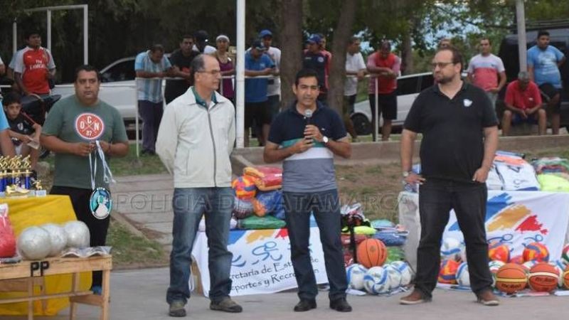 Se jugaron las primeras finales de fútbol en las Olimpiadas Policiales