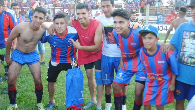 El “día de los arqueros”, Obreros acertó un penal más y ascendió