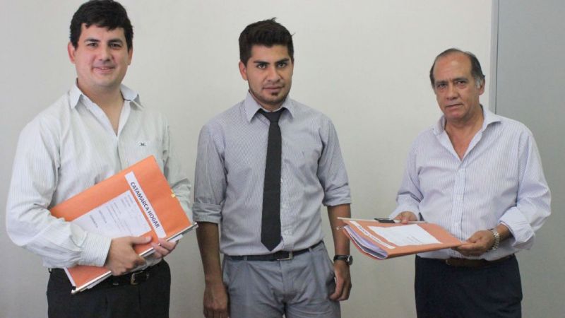 Catamarca Hogar continúa con la entrega de créditos hipotecarios