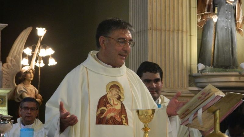 El Padre Juan Olmos celebró sus Bodas de Plata sacerdotales a los pies de la Virgen