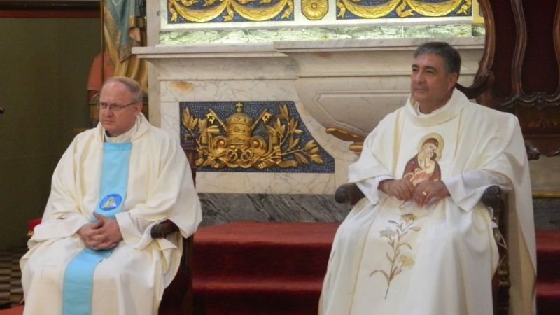 El Padre Juan Olmos celebró sus Bodas de Plata sacerdotales a los pies de la Virgen