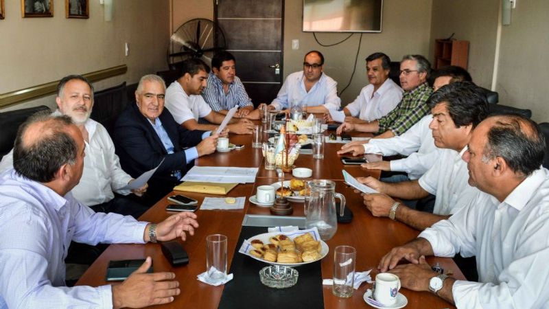 Gutiérrez confirmó el bono de 2 mil pesos para empleados del Senado