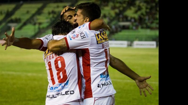 Con un gol agónico Huracán se metió en la fase de grupos de la Libertadores