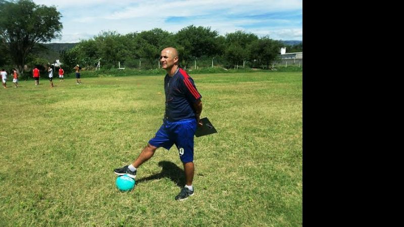 El “Mara” Villafañe volvió como DT a Independiente de San Antonio