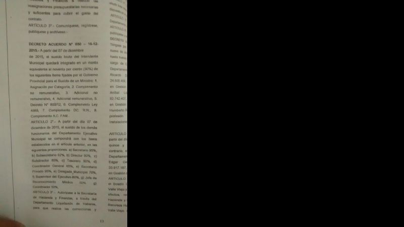 Jalile no quería pagar a empleados, pero se aumentó el sueldo