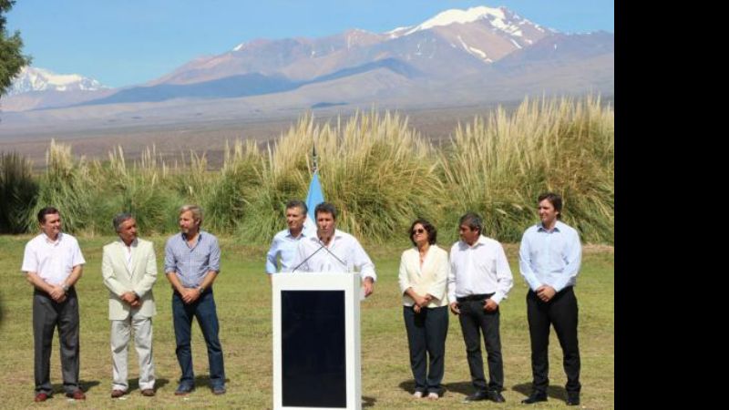 Eliminan las retenciones a las exportaciones mineras