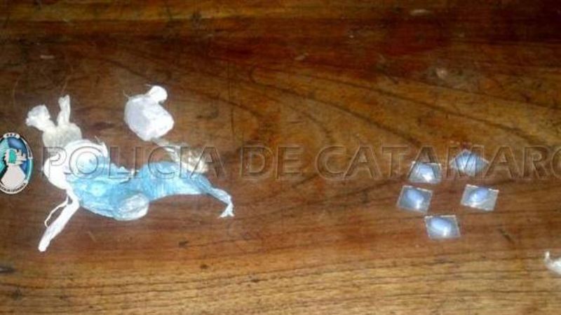 Aprehenden a cuatro jóvenes con drogas