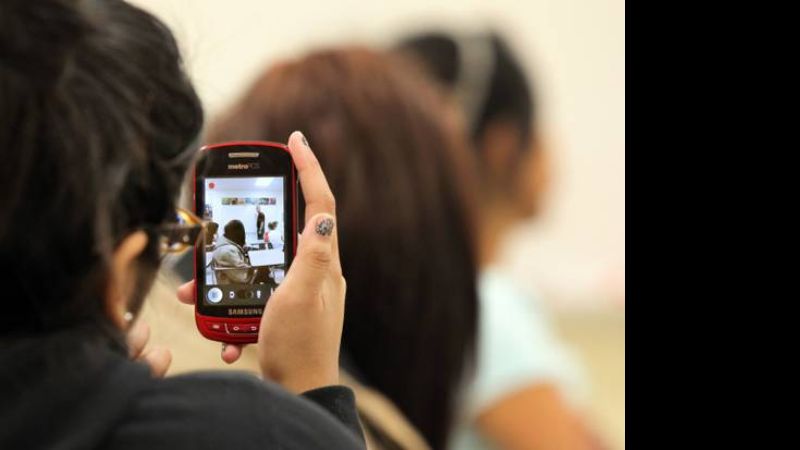 Prohibirán el uso de celulares en horario de clases