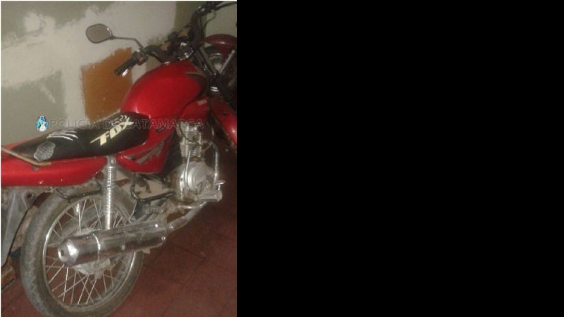 Recuperan moto robada
