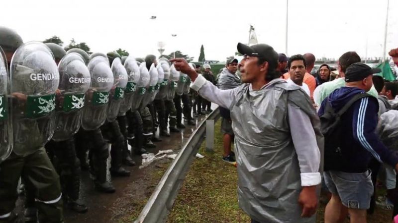 Colegio de Abogados porteño dice que protocolo antipiquetes es constitucional