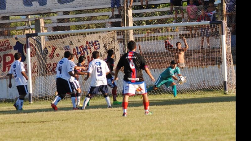 Defensores clasificado; con Tesho y el CAI peleando hasta el final