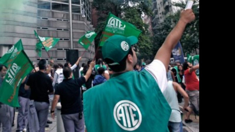 Arrancó el paro nacional de estatales que incluye una movilización a la Plaza de Mayo