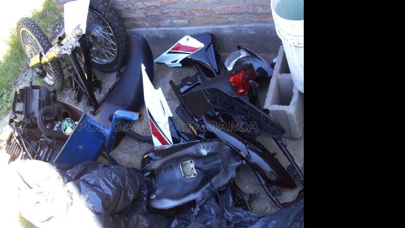 Continúan recuperando elementos robados en el depósito de Gilera