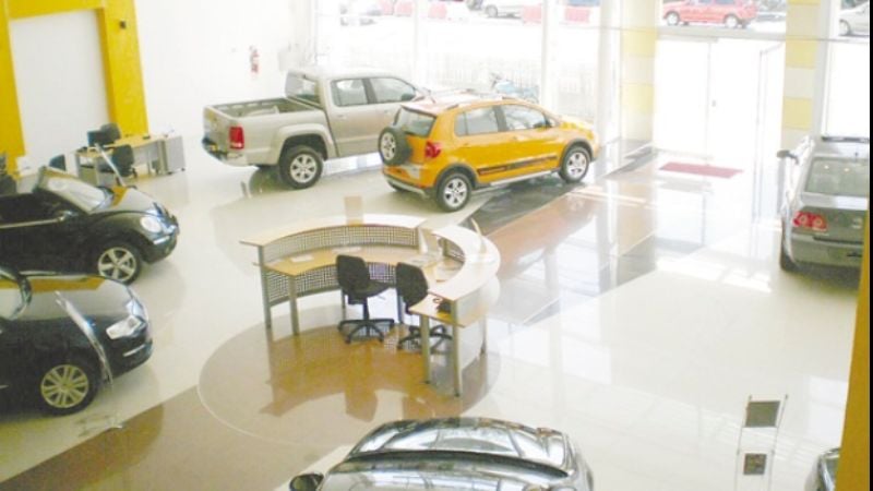 En febrero volverá a caer la venta de autos nuevos