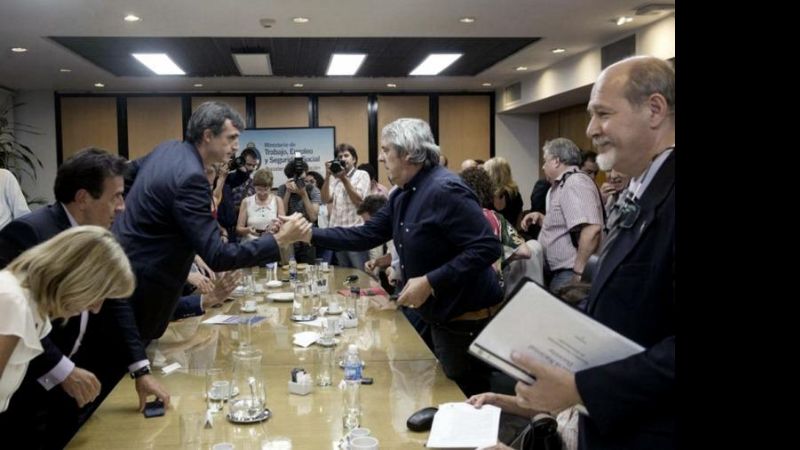 Salario inicial de $7.500 en febrero y $8.500 en julio acuerdan en Nación