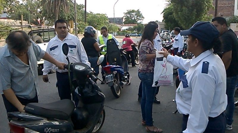 A pesar de los controles, siguen sin respetarse las normas de tránsito