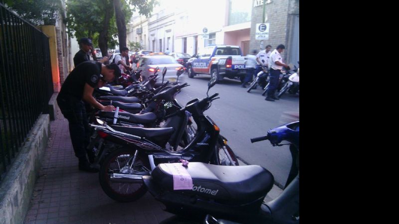 A pesar de los controles, siguen sin respetarse las normas de tránsito