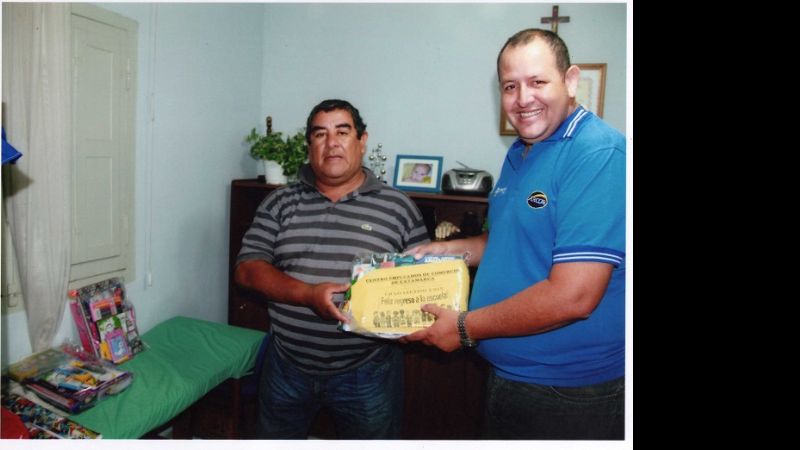 Bolsones escolares para hijos de empleados “mercantiles”