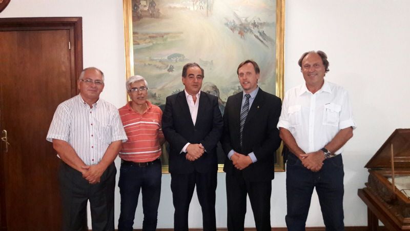 Decanos con el Ministro de Defensa de la Nación