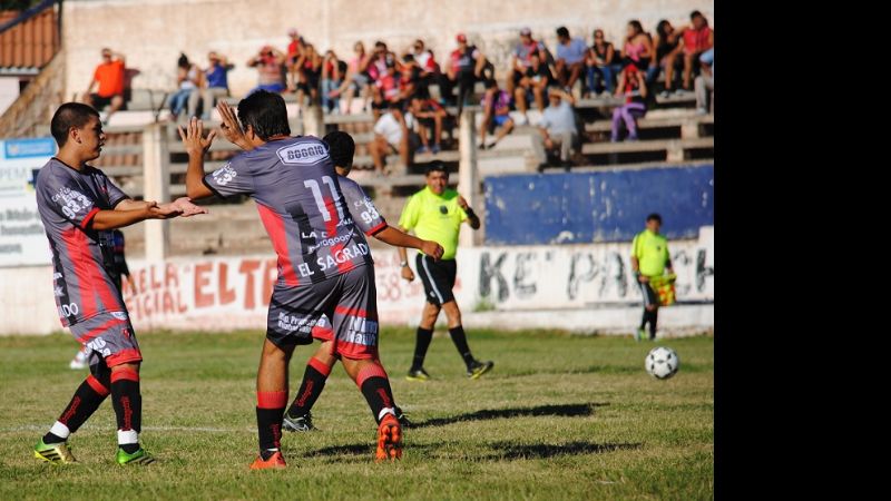 Los chacareros Defensores e Independiente siguen en el Federal “C”
