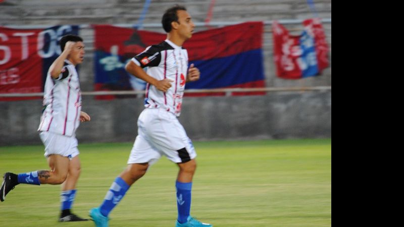 En menos de 15 minutos Aconquija dejó “sin oxígeno” a San Lorenzo