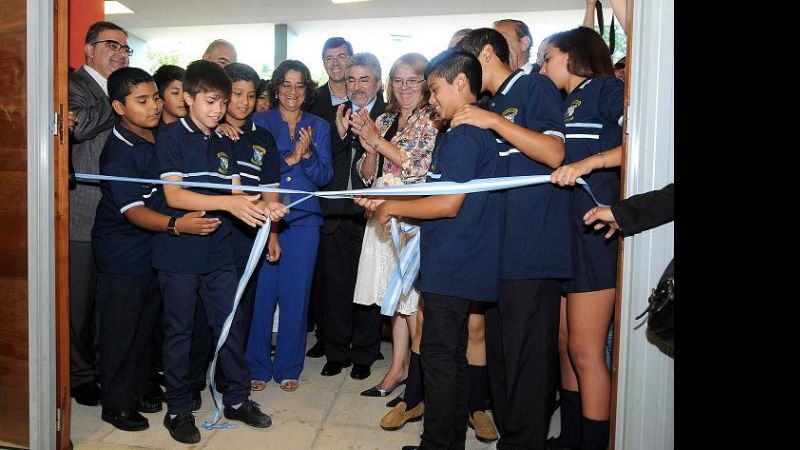En la apertura del Ciclo Lectivo, Lucía inauguró un imponente edificio escolar