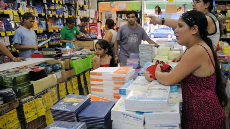 Canasta escolar: Acordaron una lista de precios