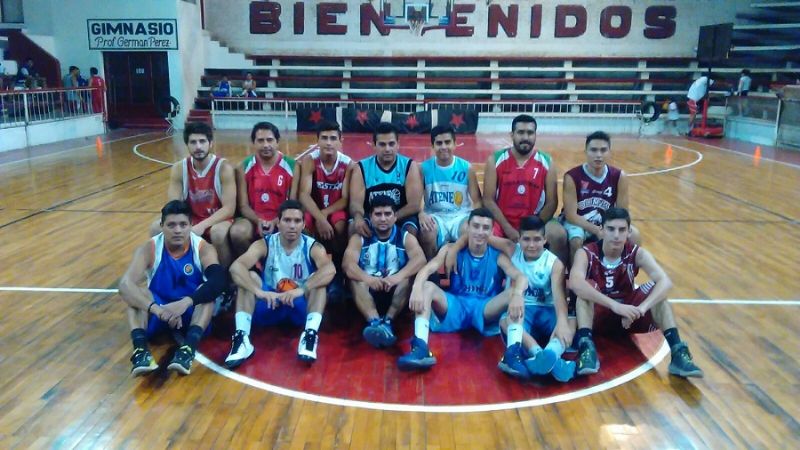 Juventud clasificó a las semifinales en las Viejas Glorias