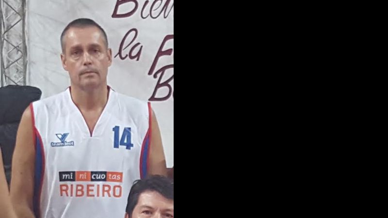 Riveiro/Juventud venció a Red Star en el arranue del maxibásquetbol