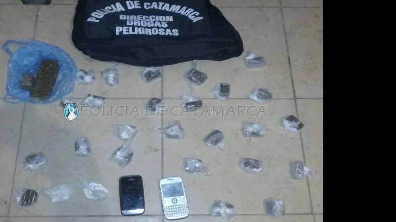Secuestran un kilogramo de marihuana