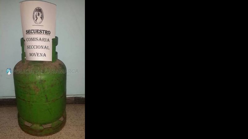 Demoran a adolescente tras robar una garrafa