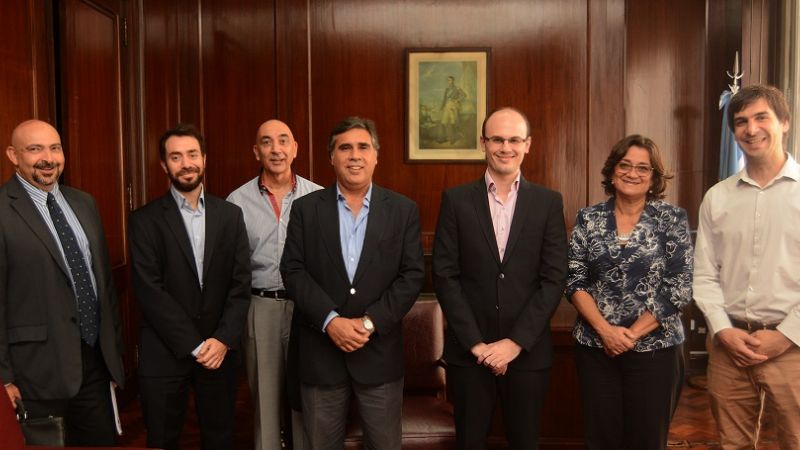 Corpacci manifestó en la Nación preocupación por incremento de tarifas de luz