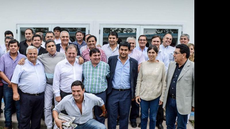 Gutiérrez y Senadores en encuentro para reflotar la Región del Albigasta