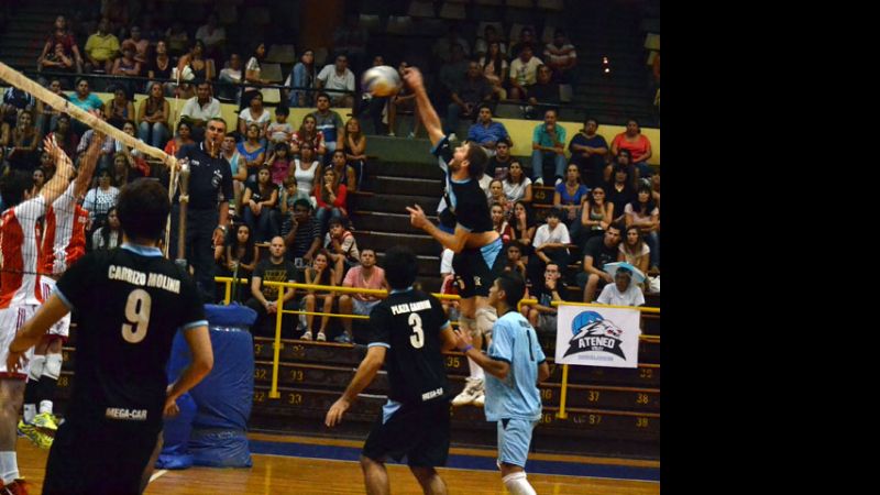 Ateneo va por el pase a “semis” frente a Estudiantes de La Plata