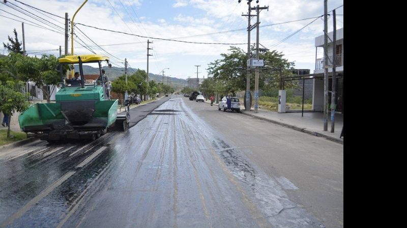 Repavimentan avenida Figueroa