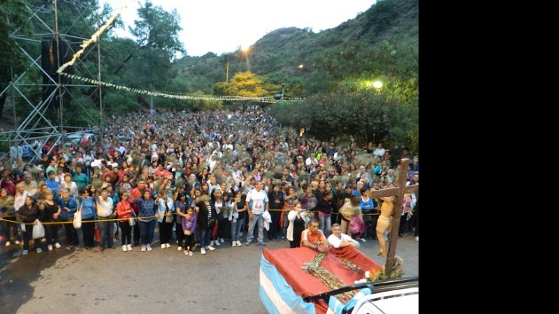Una multitud participó de la Peregrinación del  Pueblo de Dios