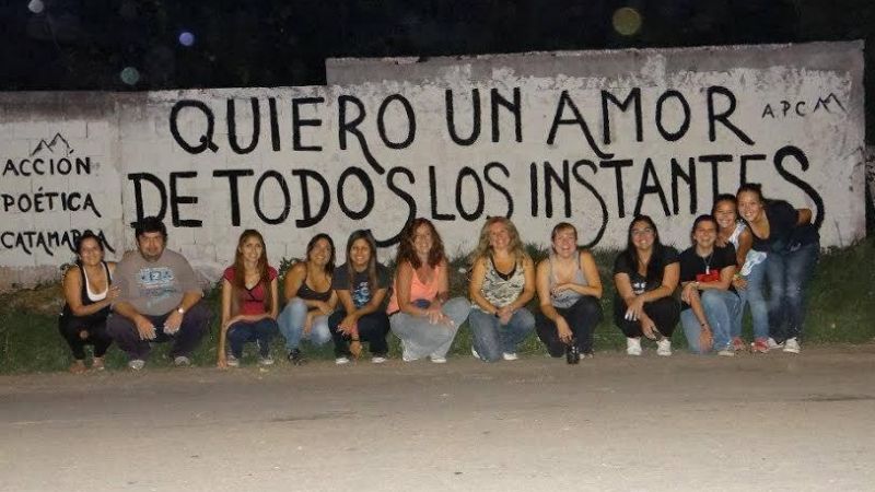 Pintadas poéticas para celebrar el “Día de la Poesía”