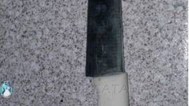 Arrestan a un joven y secuestran un cuchillo