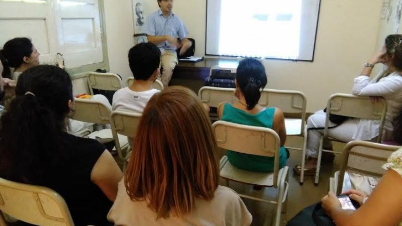 Estrategias de ventas por redes sociales para emprendedores culturales