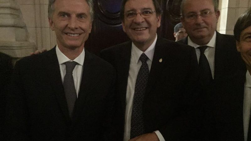 Castillo no consiguió su selfie con Obama