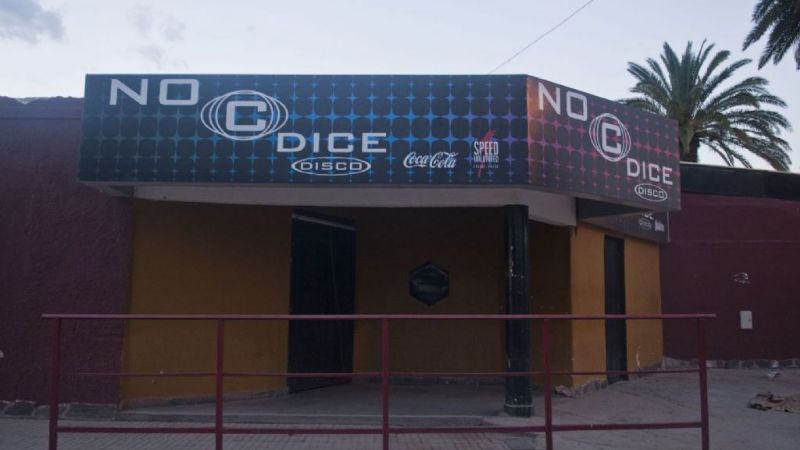 Cuatro policías imputados por una golpiza en un boliche