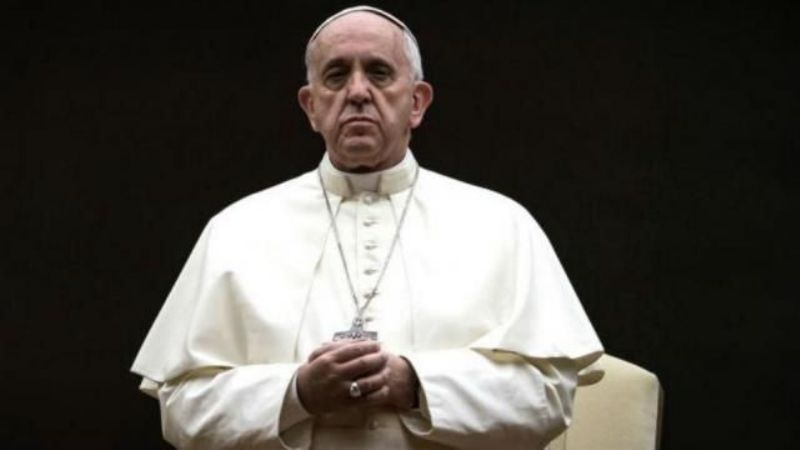 El Papa puso énfasis en los refugiados en el Vía Crucis