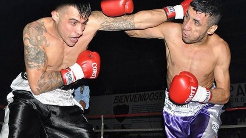 “El Nene Malo” Saravia tuvo su debut soñado como profesional