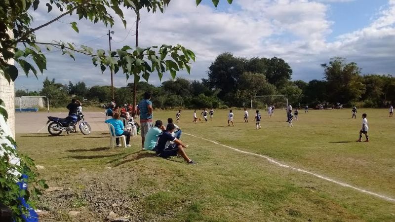 Sumalao “sopló las 90 velitas” con La Carrera y Los Sureños