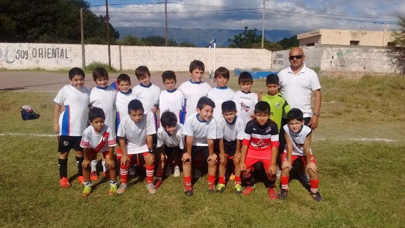 Sumalao “sopló las 90 velitas” con La Carrera y Los Sureños