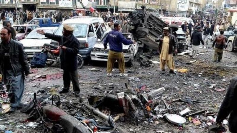 Más de 70 muertos y 359 heridos en un atentado en Pakistán