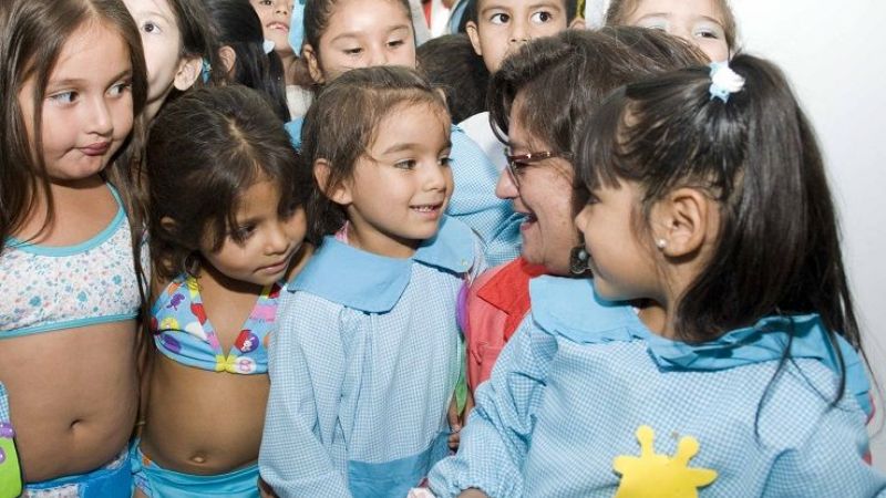 La Gobernadora inauguró un nuevo edificio escolar