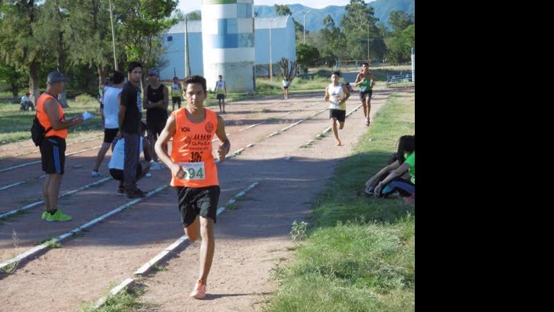 Buen arranque de la 1ra.de pista y campo de ASOCAT y Obreros