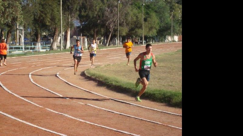 Buen arranque de la 1ra.de pista y campo de ASOCAT y Obreros