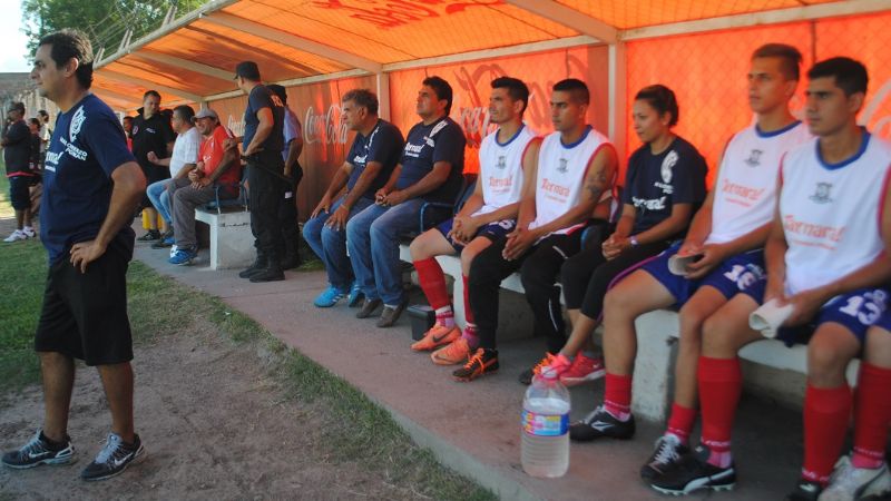 Empatando, San Lorenzo de Pomán asegura la clasificación